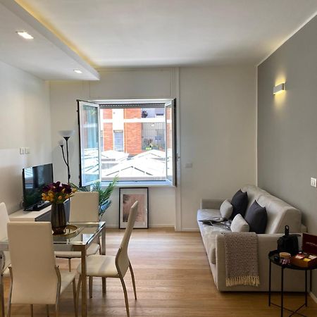 Gramsci 2 - Cozy Apartment Near Sempione Park! 米兰 外观 照片